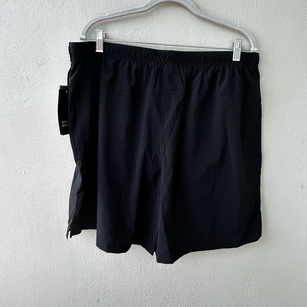 New balance dry short